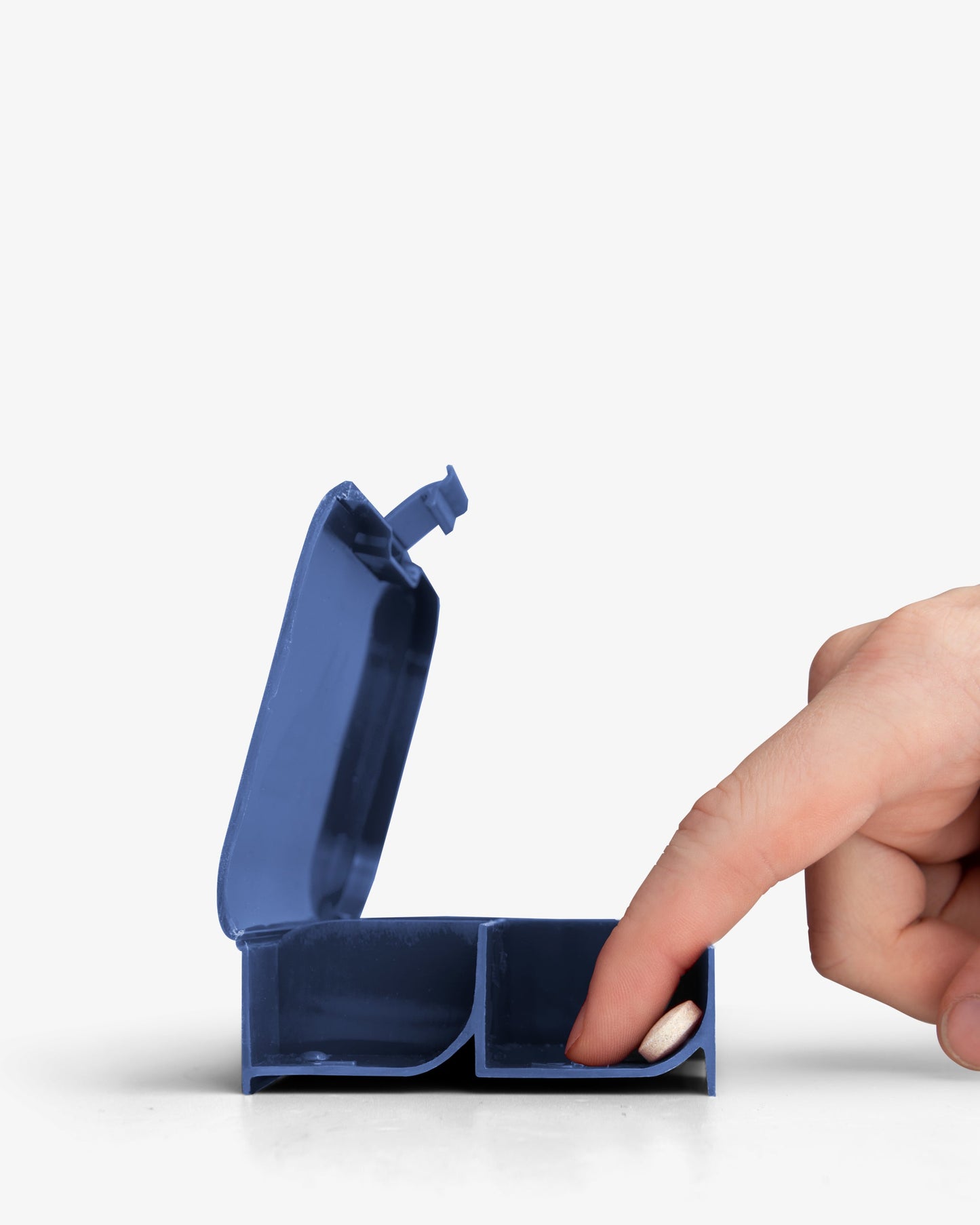 pill-box-organizer-superman-p5 Smartshake_PillBox_Organizer_Superman_curved_pillbox.jpg
