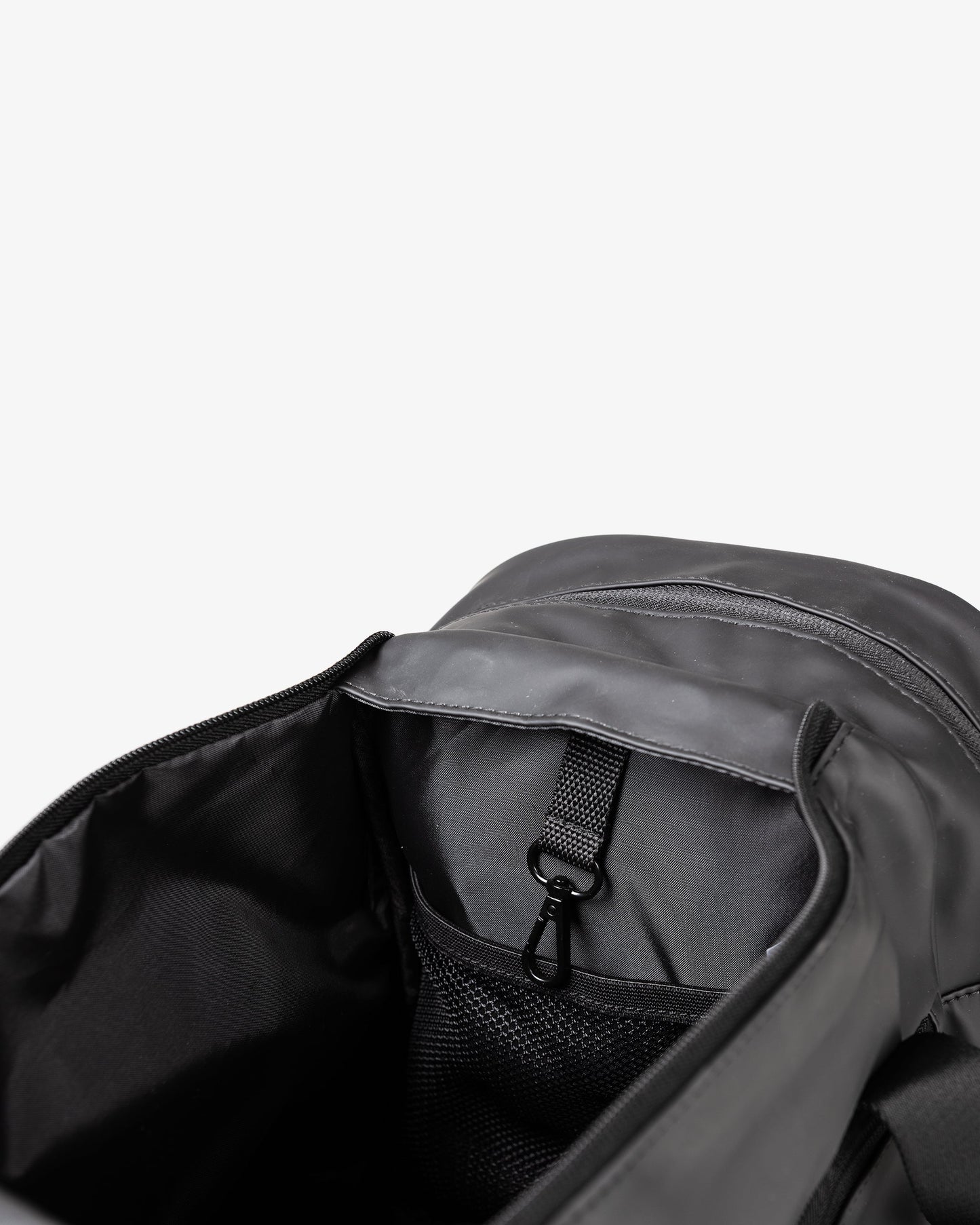 gym-bag-black-r3 Smartshake_GymBag_Black_detail.jpg