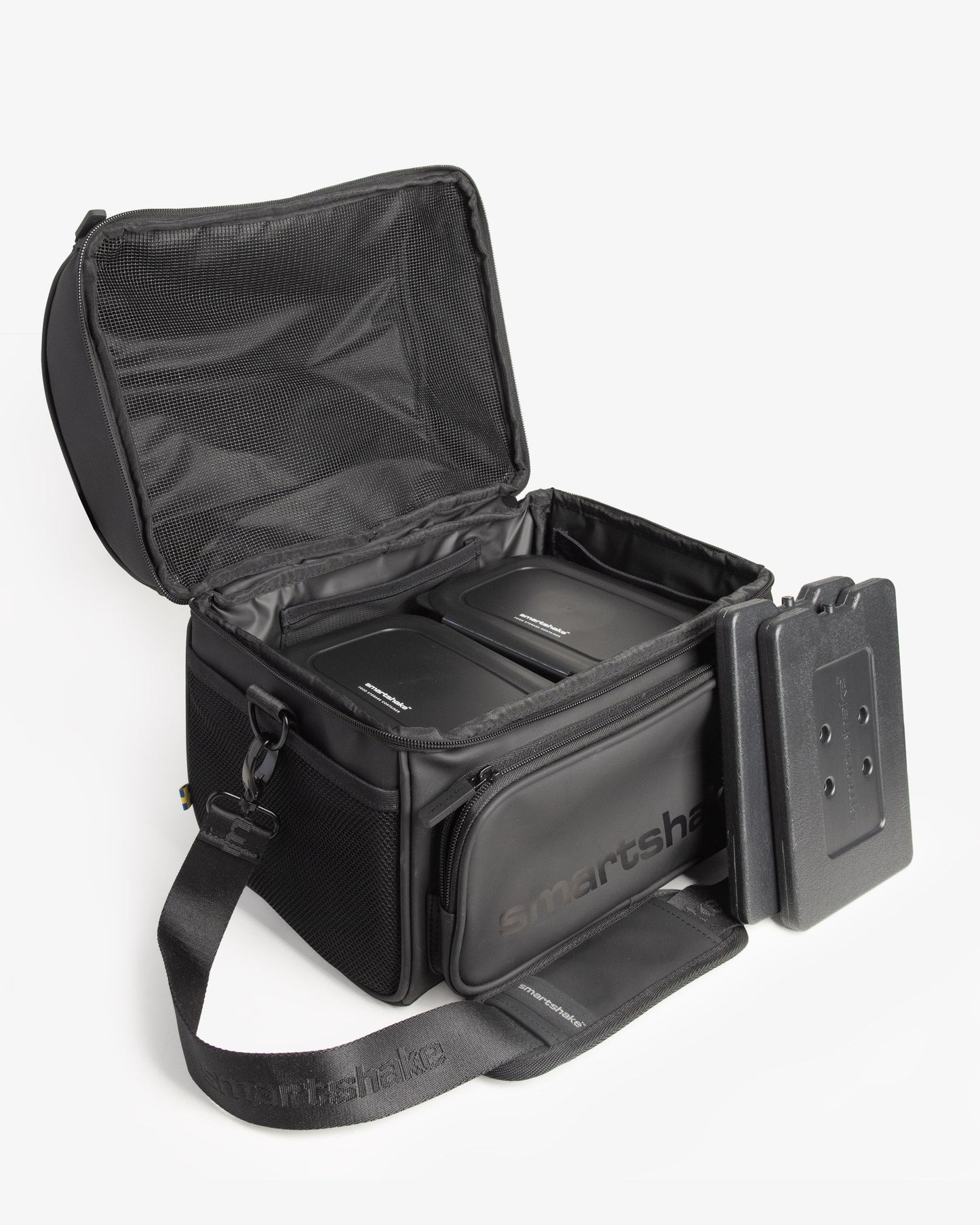 meal-prep-bag-black-with-4-food-containers-and-2-ice-packs-i2 Smartshake_Meal_Prep_Bag_Black_open.jpg