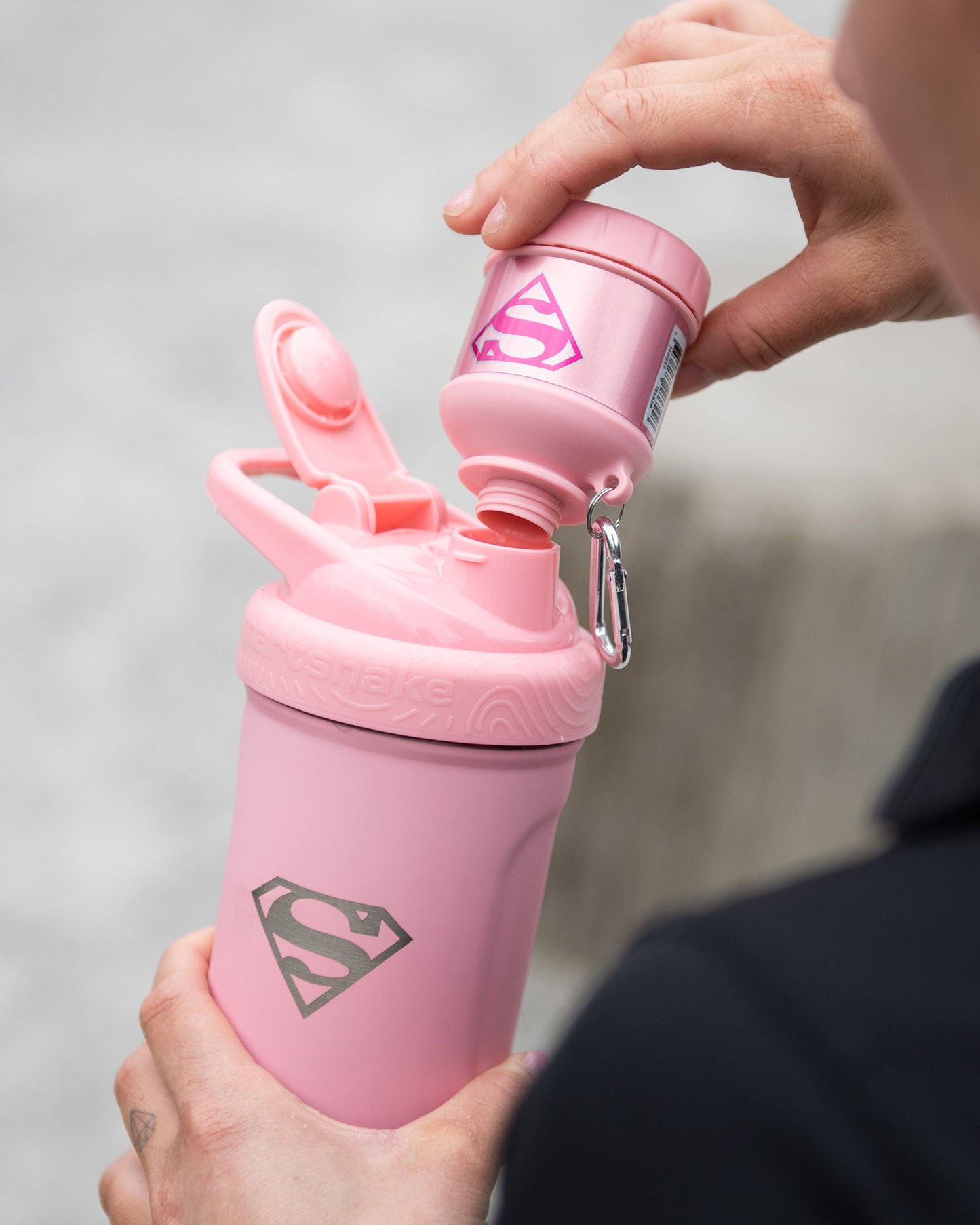 whey2go-funnel-supergirl-h5 Smartshake_Whey2Go_Supergirl_Lifestyle.jpg